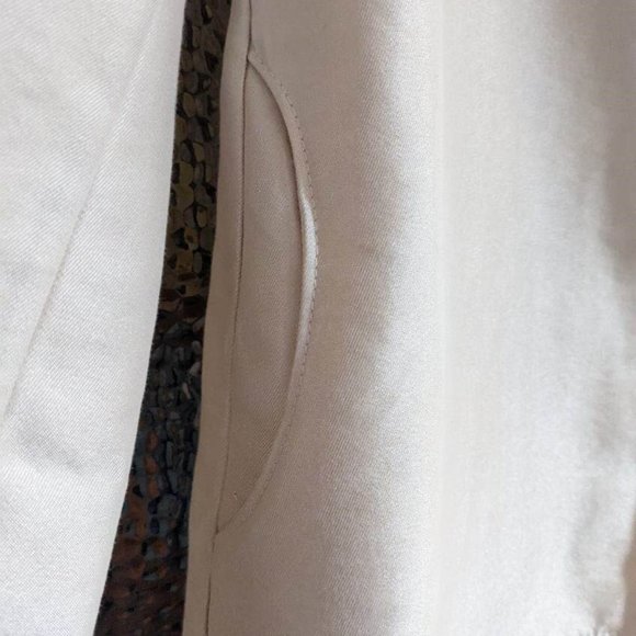 Lustrous Chic Swing Coat Light Jacket A-line shape, Pointed Collar, Tan - Picture 7 of 15